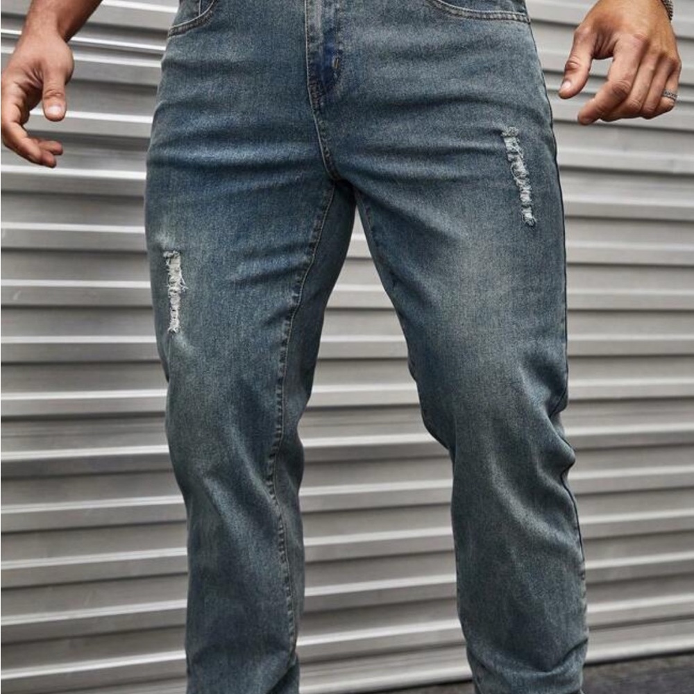 BRAND NEW Blue Straight-Leg Jeans with Vintage Fading